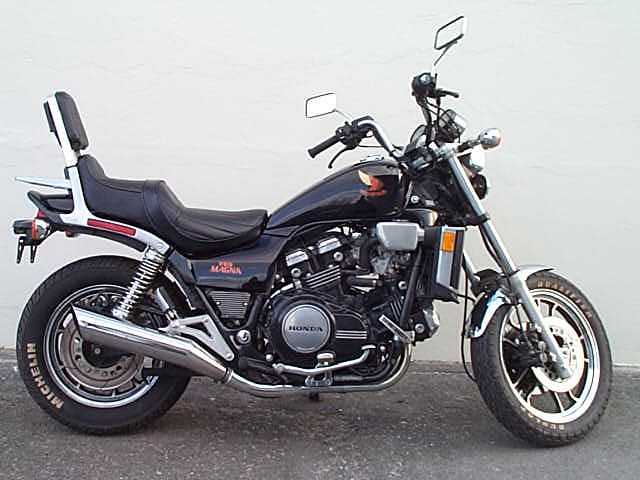 Honda vf 1100 custom 1985 #2